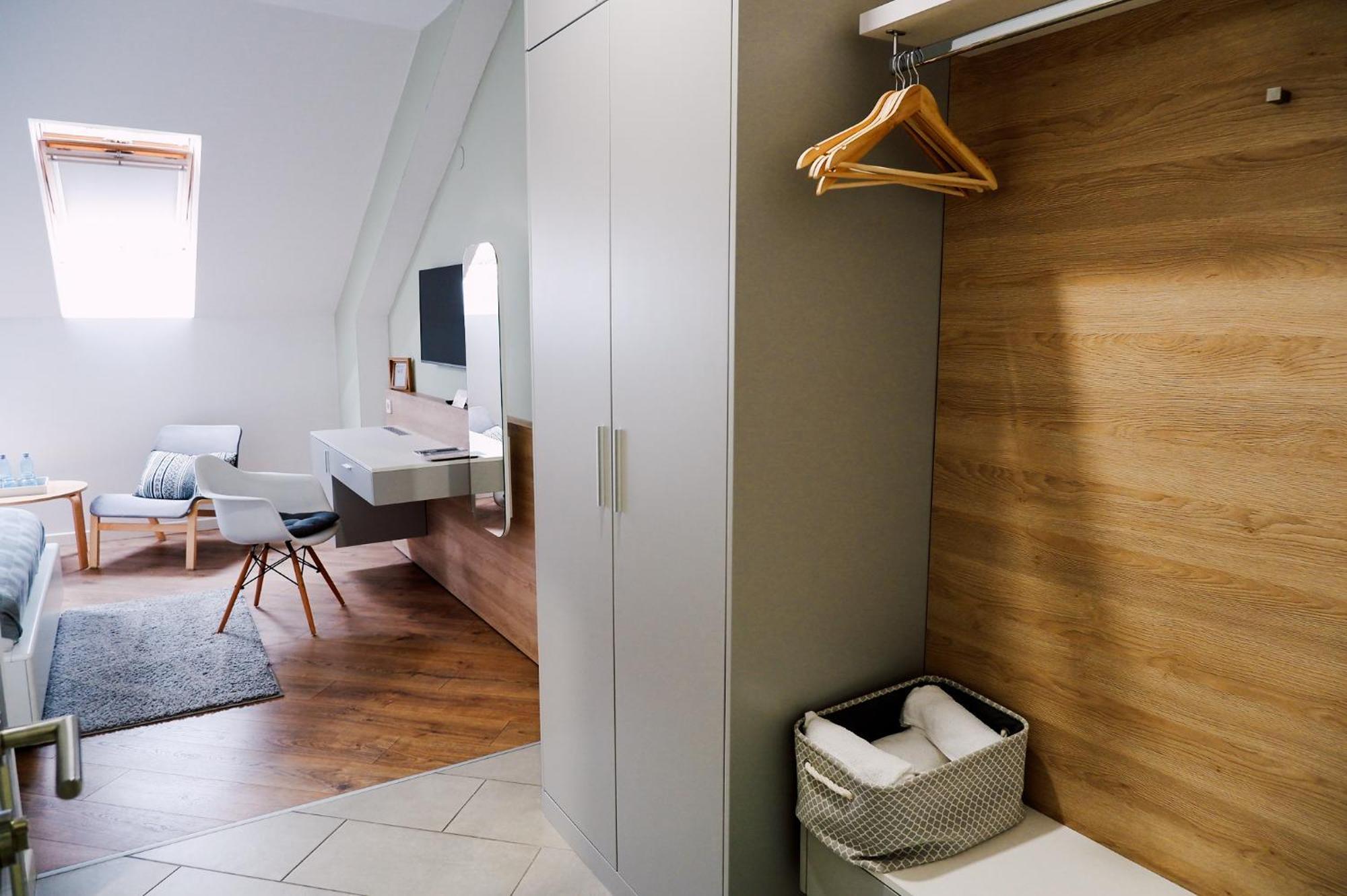 Casa M Hotel Oradea Bagian luar foto