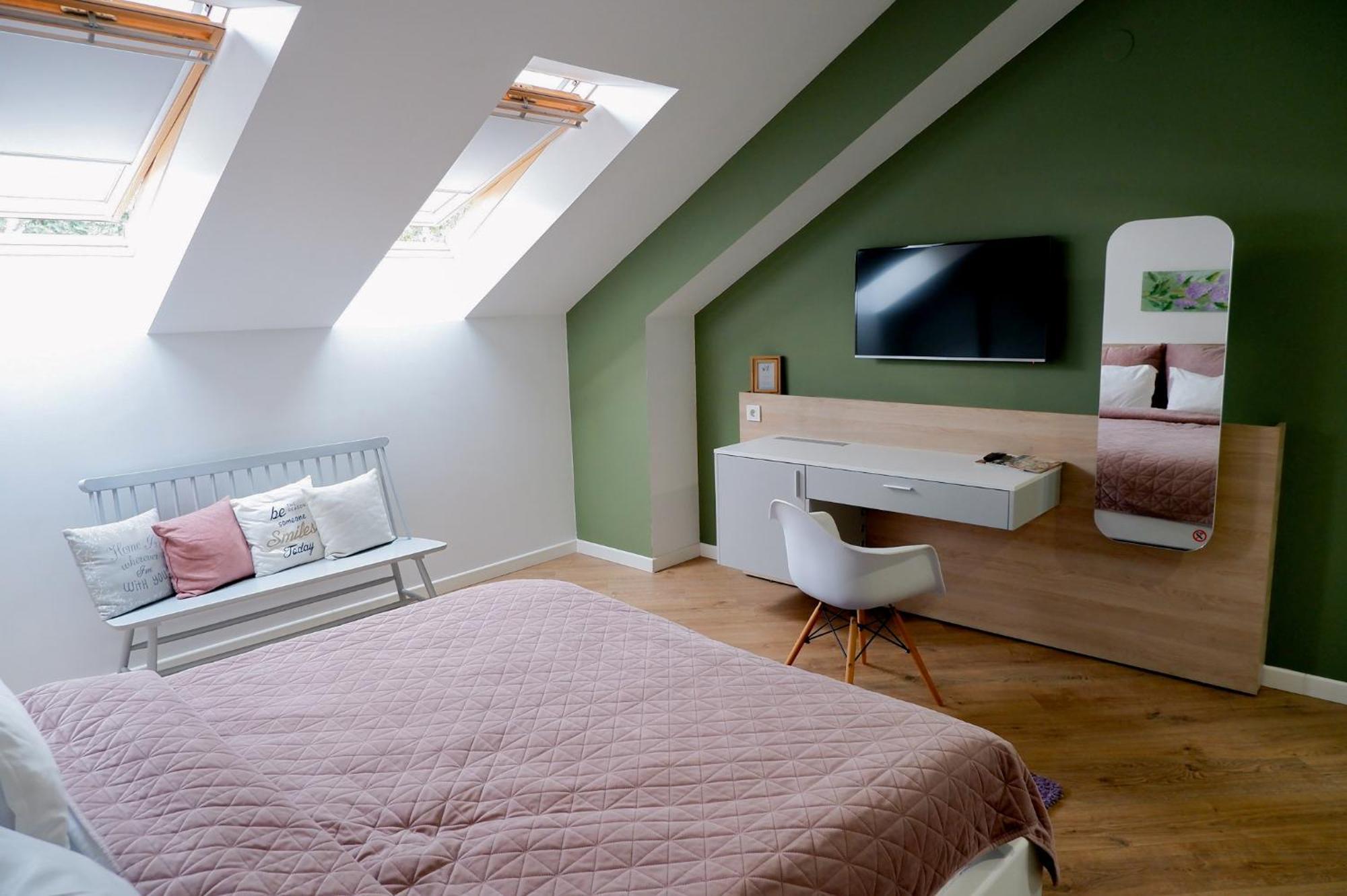 Casa M Hotel Oradea Bagian luar foto