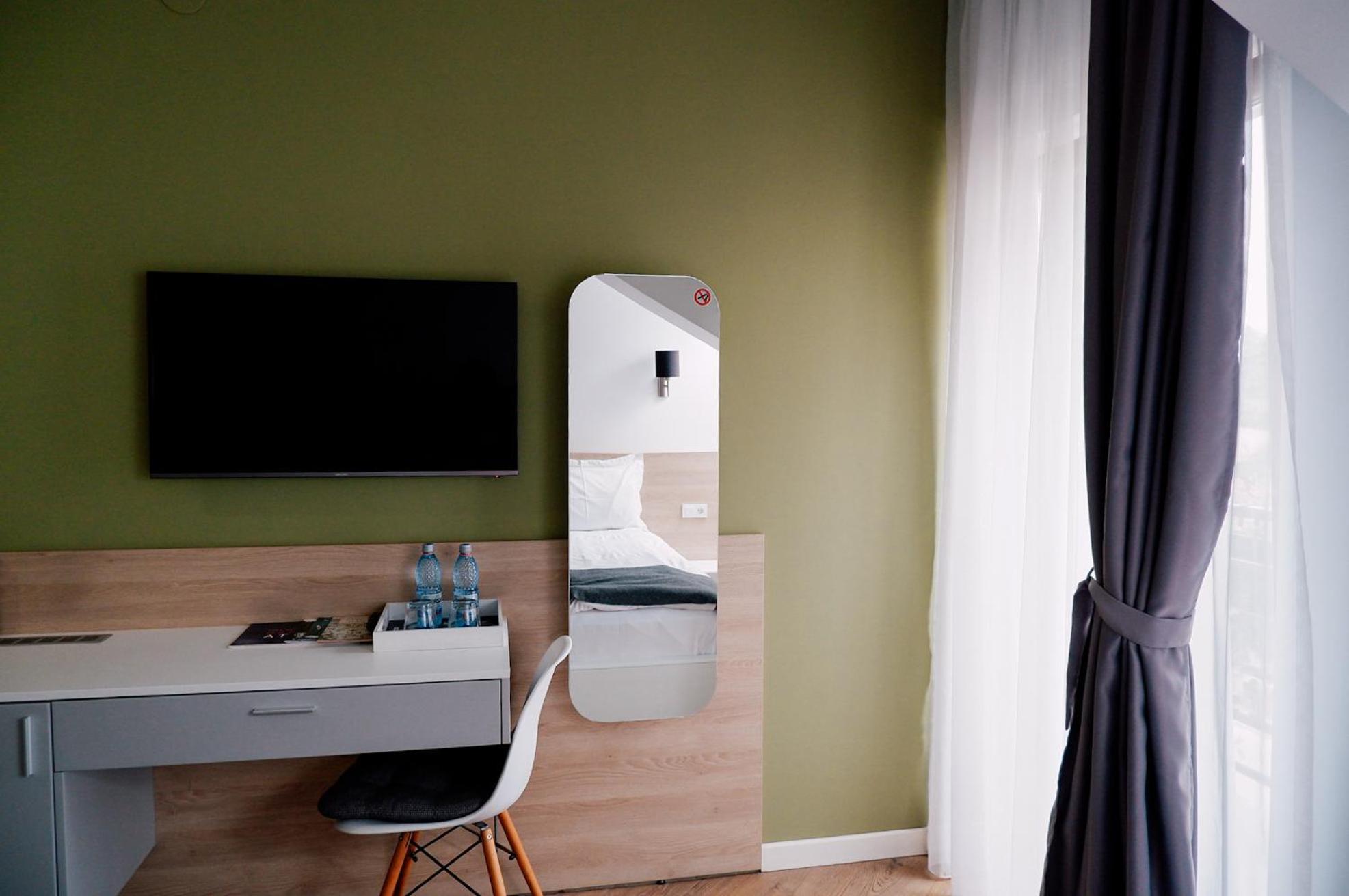 Casa M Hotel Oradea Bagian luar foto